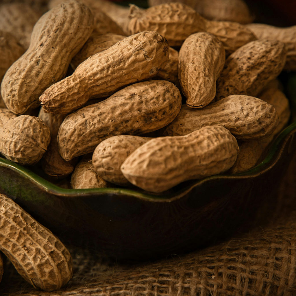 Weigh - Organic Paleskin Peanuts (100g)